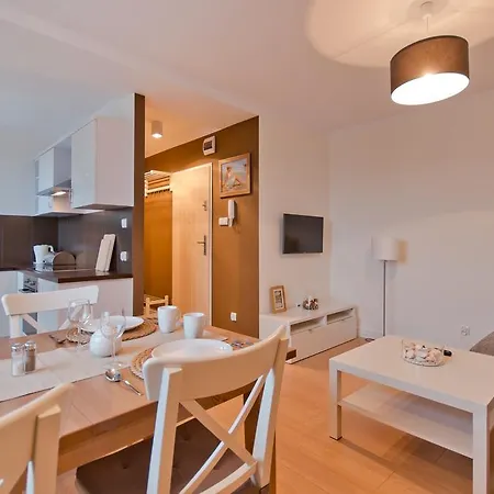 아파트 Bursztyn - Apartamenty24